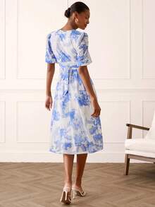 Lilora 女士优雅蓝白碎花中长连衣裙，高端时尚，百搭优雅，适合度假、通勤、日常休闲外出、派对、约会、聚会、休闲活动、野餐、假期、夏季和假日旅行。蓝色中长连衣裙，夏季优雅连衣裙，法式连衣裙，蓝色碎花连衣裙，带袖吊带连衣裙，中长连衣裙，婚礼宾客女士中长连衣裙，蓝色春季连衣裙，蓝色碎花中长连衣裙，优雅夏季连衣裙，女士碎花连衣裙，春夏连衣裙 - 藍色 - 查看 8