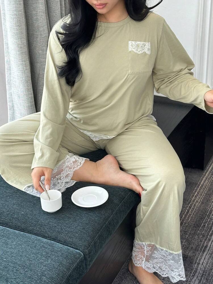 Dazy Plus Elegant Contrast Lace Loose Pajama Set, Including Lace Trim Top And Pants, Suitable For Spring And Autumn