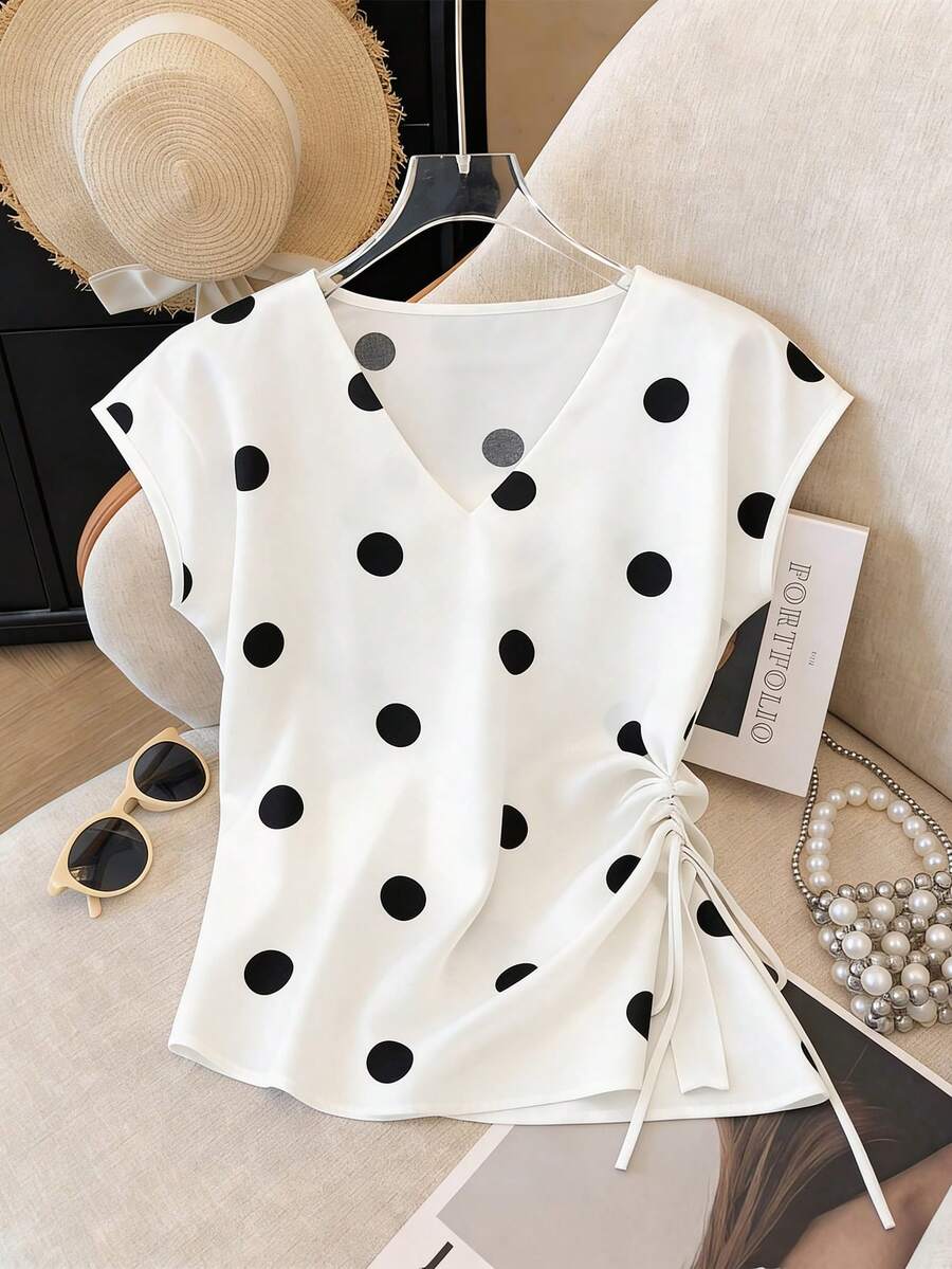 Franclia 女士新款波点V领宽松侧褶皱休闲衬衫，适合外出、度假、日常穿着、通勤、节日和约会，春夏款 - 黑與白 - 查看 1