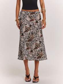 SHEIN BAE 春夏节日派对狂欢豹纹低腰中长裙，时尚街头风，性感迷你裙，夜店迷你裙，外出迷你裙，音乐节，狂欢派对，豹纹迷你裙，Y2K迷你裙，复古迷你裙 - 杏色 - 查看 5