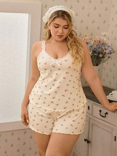 SHEIN Women's Romantic Floral Plus Size Pajama Set, Lace Trim Camisole And Shorts Jacquard Knit Sleepwear 2-Piece