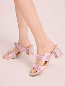 CUCCOO DOLLMOD Chaussures femme à bout rond en satin rose tendre, avec décoration de nœud à pois mignonne. Style rétro, talon épais, sandales à talons hauts pour le thé de l'après-midi - À peine rose - Voir 5