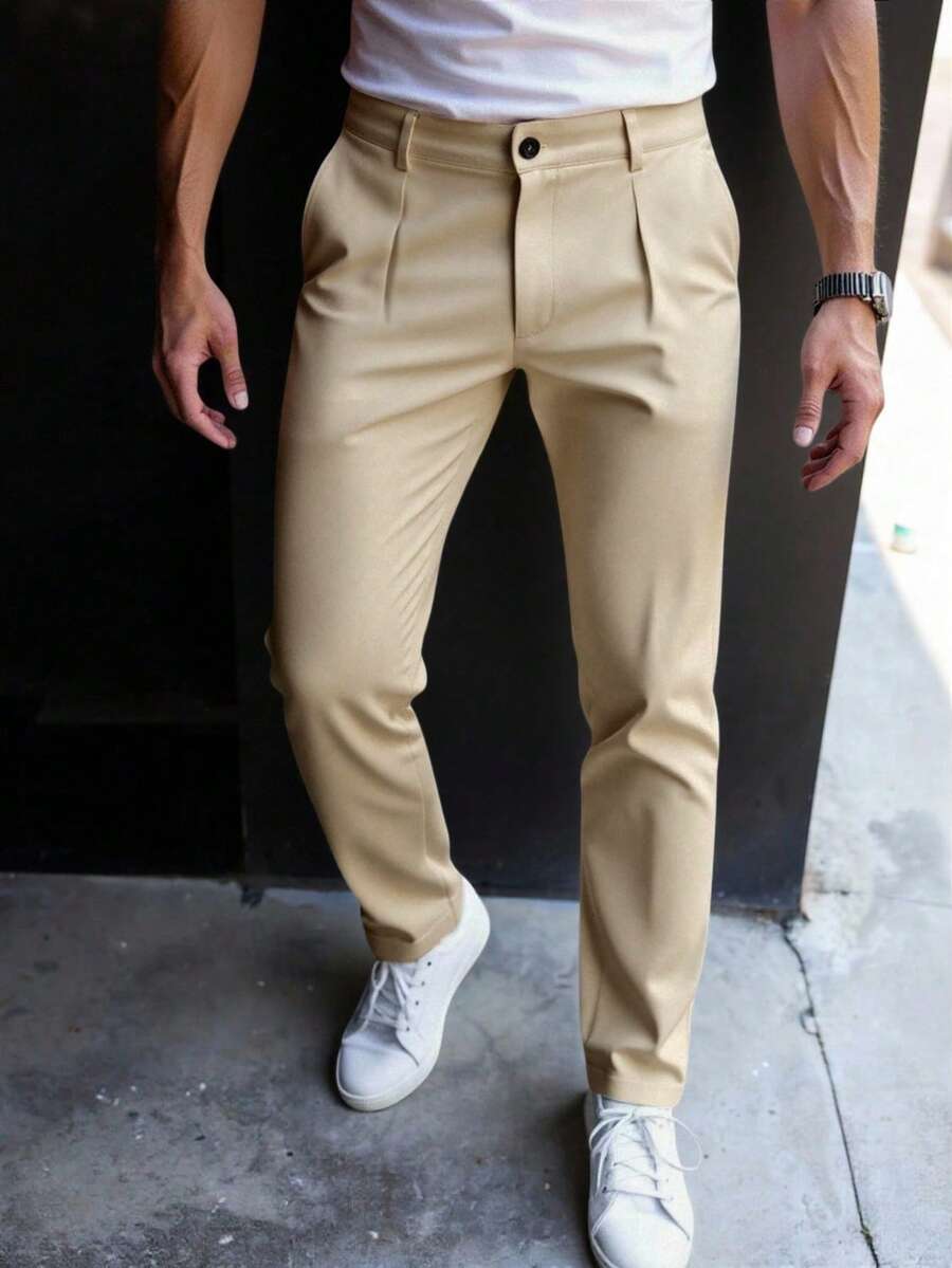 Manfinity Bizformal 男士休闲纯色通勤裤，带口袋，米色，男士高腰裤，男士褶裥西装裤，卡其色正装裤，男士米色裤，男士复古风，适合日常休闲、周末旅行、户外活动、探险旅行、轻松的工作环境或半正式场合，可作为男友/丈夫礼物、周年纪念礼物或结婚礼物。男士褶裥裤，男士正装裤，卡其色裤。 - 卡其色 - 查看 1