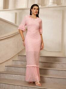 VOLUPTÉ CURVE 大码春夏连衣裙，优雅粉色褶皱纹理圆领荷叶袖撞色网纱及踝连衣裙，适合派对、生日、早午餐等场合。 - 藕粉色 - 查看 6