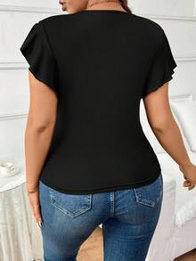 SHEIN Frenchy 大码女式V领半透明蕾丝拼接荷叶袖休闲T恤，时尚百搭，春夏新款，适合演唱会、锐舞派对、音乐节等场合，优雅女式短袖上衣。 - 彩色 - 查看 5