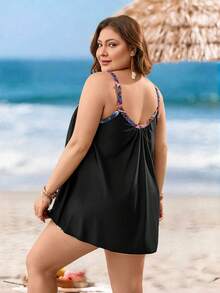 Swim Lushoire Nuevo top de bikini con estampado de patchwork adelgazante y espalda descubierta, adecuado para vacaciones en la playa - Negro - Ver 2