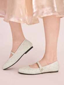 CUCCOO DOLLMOD Off-White Flat-Bottomed Commuter College Style Women's Fashion Simple Rhombus Pattern Shoes Women's Slip-On Versatile Ballet Shoes Mary Jane Spring Shoes - Beige - View 5