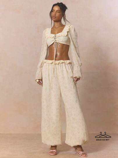 MUSERA 方领荷叶边系带花瓣袖碎花上衣搭配荷叶边腰部灯笼裤套装，可爱春日假日少女风 Sugar Salt