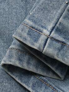 Dazy Plus Women's Pocketed Button Washed Stretchy Slim Fit Jeans With Sequin Decor Flare Leg - Light Wash - View 3