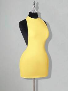 SHEIN ICON Vestido mini casual y sexy de unicolor sin espalda - Amarillo - Ver 5