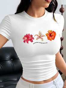 EMERY ROSE 大码女式夏季露脐短袖T恤，饰有芙蓉花图案 - 白色 - 查看 3