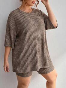 SHEIN Essnce Plus Size Summer Casual Solid Color T-Shirt And Shorts 2 Pieces Set - Khaki - View 4