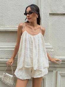 Serisse 女士纯色吊带背心和短裤休闲两件套，法式夏季度假轻盈浪漫白色蕾丝褶皱拼接吊带背心两件套，清新显瘦宽松短裤，夏季度假/午后漫步/日常出行热销套装，婚礼白色套装，白色上衣，荷叶边上衣，女士度假套装，女士休闲套装，优雅女士套装，女士沙滩装，女士夏季服装，春夏精选Zanzea连衣裙，女士两件套，女士短裤套装 - 米色 - 查看 10