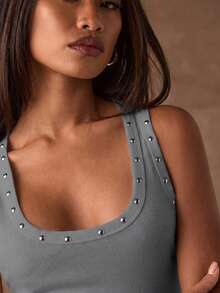 SHEIN BAE Top de tirantes casual y versátil de unicolor con decoración de cuentas, para verano - Gris Oscuro - Ver 6