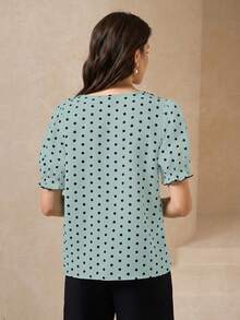 Amorya Áo kiểu nữ tay cánh hoa chấm bi phối viền tương phản cổ bèo nhún thanh lịch - Màu xanh bụi bặm - Xem 2