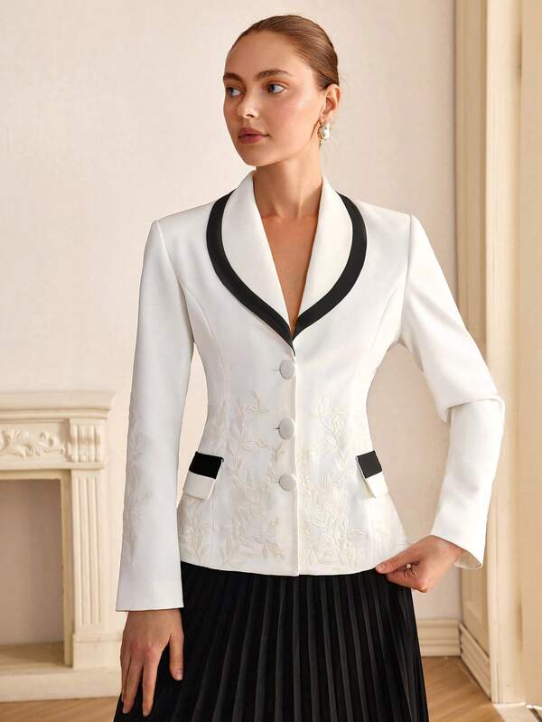 CLARA VERO Blazer ajusté à manches longues avec col châle, à fleurs brodées et contrastées