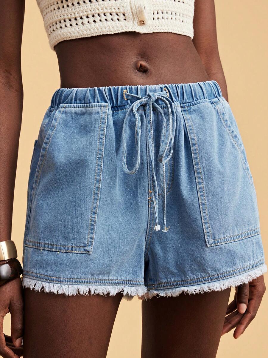 Travachic 女士抽绳腰带口袋毛边下摆休闲宽松牛仔短裤 - 淺色水洗藍 - 查看 1