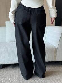 Dazy Plus Jeans rectos de pierna larga con parches, cintura con cordón y lavado oscuro, para todas las estaciones - Negro - Ver 2