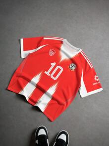 Aesthetic Post 红白撞色渐变线条设计，经典球衣元素重现，胸前印有10号球员号码，球队星形标志，男士图案T恤，女士图案T恤，男士时尚运动夹克，足球/橄榄球装备 - 彩色 - 查看 3