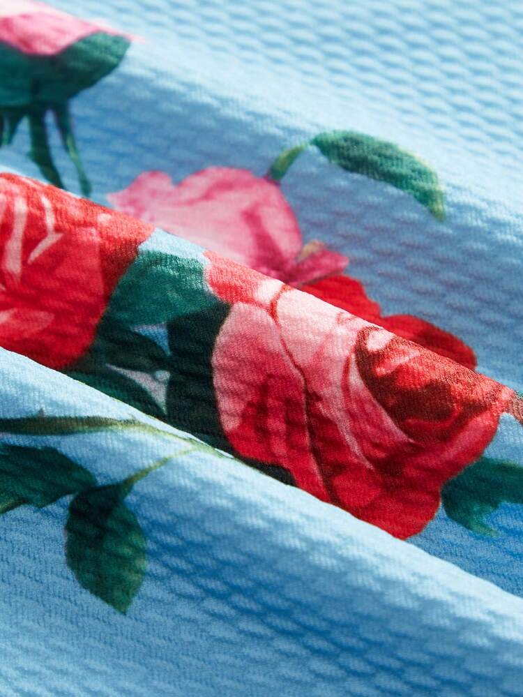 Blue Crinkle Textured Short Sleeve Tshirt With Vintage Pink And Red Rose Floral Print Spring Summer French Style Parisian Style Casual Outfit For Women Vintage Outfit For Women Retro Outfit For Women Women S Summer Outfits