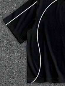 Manfinity ZONE917 Boxy Cropped Loose Athleisure Minimalist White Contrast Stripe & Heart Print Graphic Tee - Black - View 4