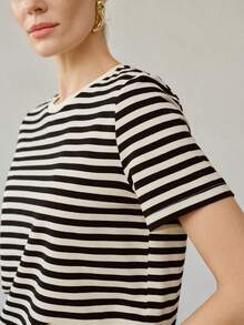 MOTF PREMIUM CAMISETA DE MUJER DE CUELLO REDONDO DE MANGA CORTA, BLUSA RAYADA CASUAL Y VERSÁTIL PARA EL VERANO - Negro - Ver 2