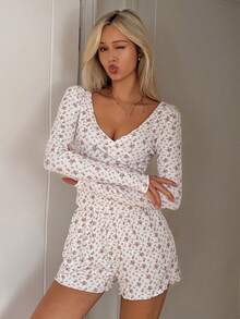 DAZY Ditsy Floral Fitted Women's Pajama Set, Spring/Summer - White - View 5