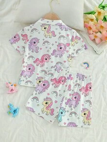 SHEIN GraphicGems Bộ đồ ngủ chống cháy cho bé gái, in hình trái tim, cầu vồng và kỳ lân, áo tay ngắn và quần short, bộ đồ mặc nhà thoải mái. - trắng - Xem 2