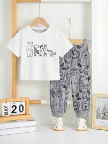 Bubblio 男婴休闲宽松舒适短袖T恤和裤子套装（2件套），适合春夏穿着，经典可爱印花图案包括斑马、老虎、棕熊、狮子、松鼠、河马、大象等卡通动物。 - 彩色 - 查看 3