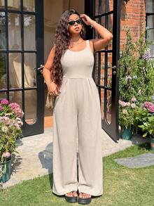 SHEIN EZwear 大码女式纯色褶皱休闲连体裤，适合度假和日常穿着 - 卡其色 - 查看 1