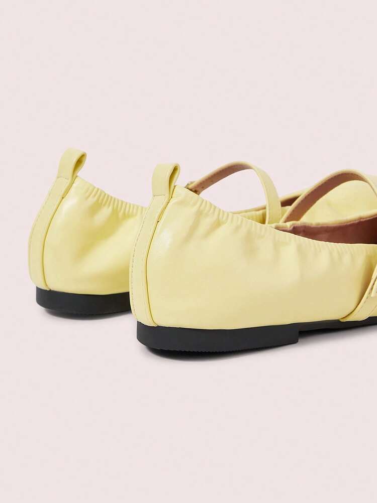 CUCCOO DOLLMOD Women Shoes Light Yellow Pleated Mary Jane Flats, Metal Buckle, Fresh And Comfortable Commuter Dating Temperament Shoes
