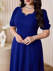 Modelyn 大尺碼女款水鑽裝飾V領泡泡袖優雅洋裝 - 藏蓝色 - 查看 3