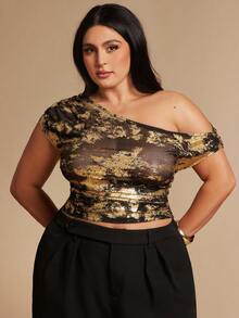 SHEIN BAE 大码女式短袖不对称肩部烫金印花T恤，春夏款；女式时尚不对称领口网纱金色烫金印花性感短袖透明夜店上衣；女式魅力金色烫金印花单肩透视网纱短袖上衣，适合派对和夜店；女式黑色和金色金属印花网纱不对称领口修身短袖上衣 - 金色 - 查看 6