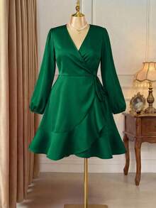 DreamSkyne Satin-Wickelkleid mit Laternenärmeln und Bindung an der Seite - Dunkelgrün - Übersicht 9