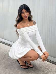 Rayane Ketlyn 女式纯色单肩长袖荷叶边下摆迷你连衣裙，适合春秋季节 - 白色 - 查看 4