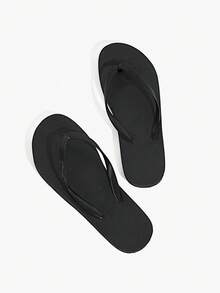 Grefit Women's Casual Everyday Flip Flops - Black - View 1