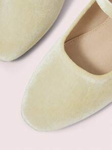 CUCCOO DOLLMOD Women's Casual Versatile Commute Simple Flats For Christmas Spring Shoes - Light yellow. - View 7