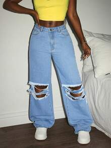 Slaydiva Women's Casual Versatile Pocket Distressed Mid-Rise Straight Jeans - Light Wash - View 6