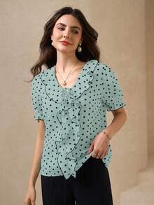 Amorya Áo kiểu nữ tay cánh hoa chấm bi phối viền tương phản cổ bèo nhún thanh lịch - Màu xanh bụi bặm - Xem 6