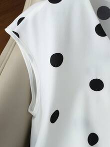 Franclia 女士新款波点V领宽松侧褶皱休闲衬衫，适合外出、度假、日常穿着、通勤、节日和约会，春夏款 - 黑與白 - 查看 6