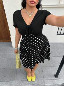 GalTyme 大码女士情人节红色V领扭结前襟中长连衣裙 - 彩色 - 查看 4