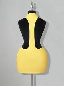 SHEIN ICON Vestido mini casual y sexy de unicolor sin espalda - Amarillo - Ver 4