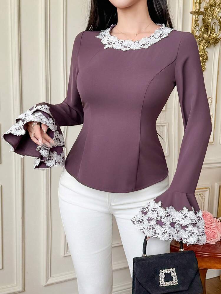 Women's Elegant Contrast Color Lace Patchwork Round Neck Flare Sleeve Blouse, Spring/Summer