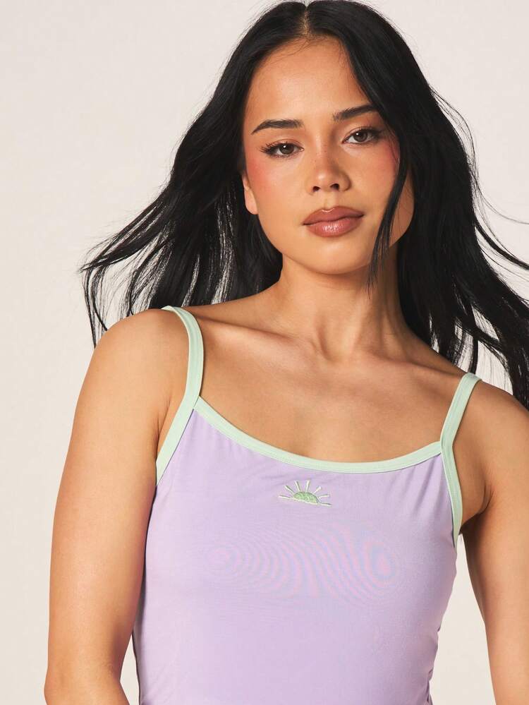 MISSGUIDED Cropped Cami And Hotpant Nightwear Set With Embroidery Detail Lavender Purple Mint Trim Pajama Sleepwear Two Piece Loungewear