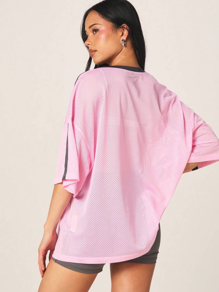 Missguided x Playboy Damen Rosa Mesh Fußballtrikot mit kontrastierendem Schwarzen Saum und Logo Muster