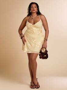 SHEIN BAE Plus Size Women's Sexy Vacation Style Yellow Beaded Embroidered Tie-Up Backless Camisole Dress,Yellow Bodycon Backless Tie Strap Sequin Mermaid Hem Mini Dress, Tight Fitting Scoop Neck Sleeveless Short Dress For Summer Beach Vacation - Pale Yellow - View 8