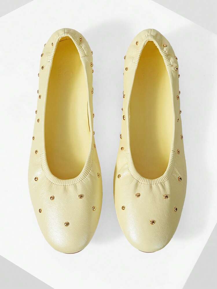 WOMEN SHOES FRENCH RETRO HIGH-QUALITY PU LEATHER RIVET PLEATED ROUND TOE FLAT-SOLED SHOES, YELLOW VERSATILE ELEGANT SLIP-ON LIGHT NON-SLIP SIMPLE FASHION DOUDOU SHOES SPRING SHOES