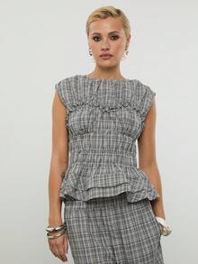 COUREZ Shrunken Shirred Check Top With Frills Detail And Peplum Hem /Y2K Spring Clothes For Women Check Print Going Out Tops Summer Tops Spring Break Outfits Summer Outfits - Black and White - View 1