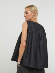 COUREZ Women's Charcoal Gray Sleeveless Denim Smock Layering Top,Chic Everyday Summer Cute Black Structured Pleated Tops Y2K Spring Break Outfits - Black - View 3