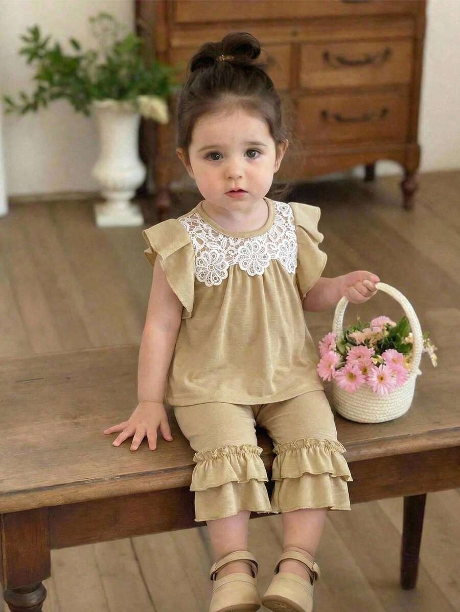 女婴优雅简约黄绿色竹纤维针织面料领口蕾丝边圆领褶皱下摆短袖上衣和裤子休闲套装 - 黃色 - 查看 1